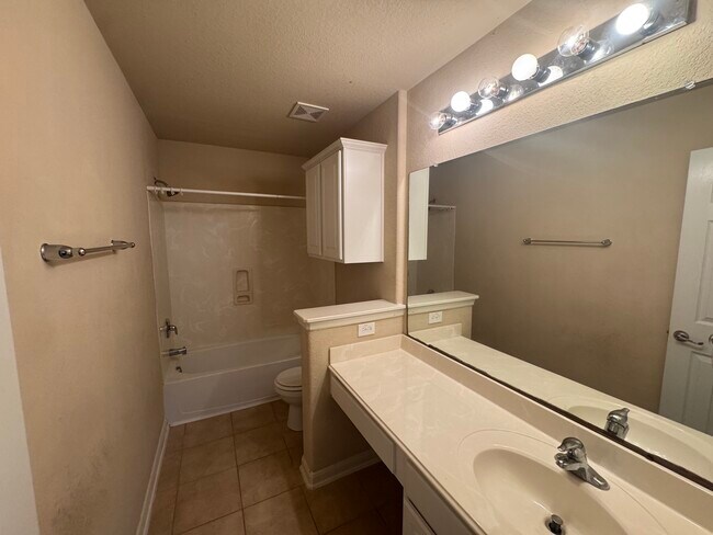 Building Photo - 13108 Shallow Falls Ln