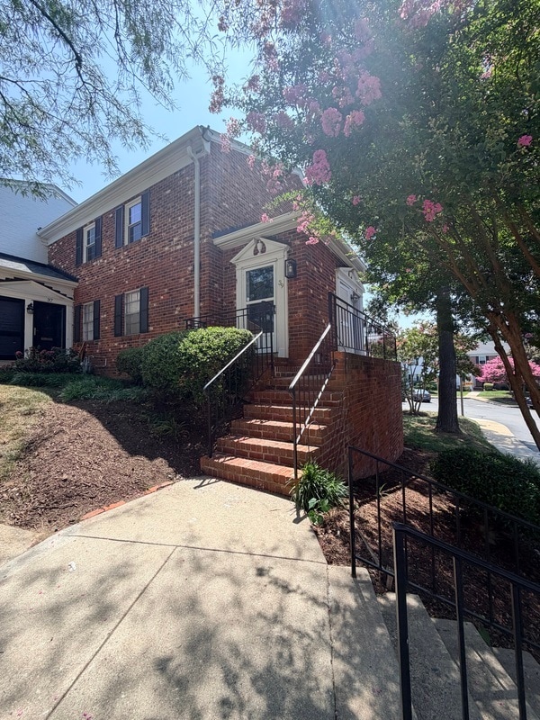 Building Photo - 39 Rock Garden Ln