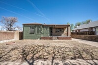 Building Photo - 909 W Evans Ave