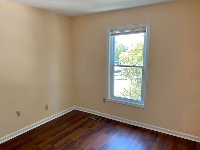 Building Photo - 1711 Winding Brook Way