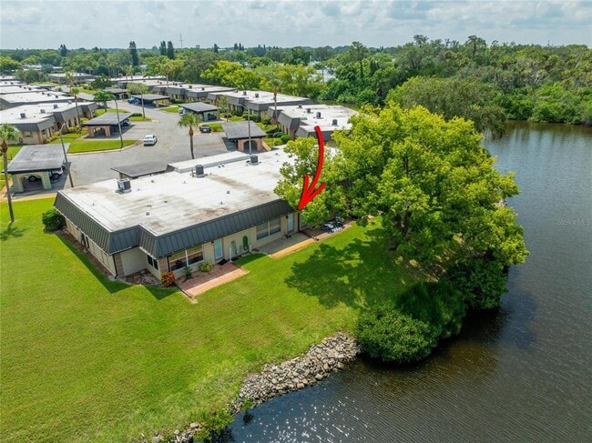 Building Photo - 4112 Hampton Dr