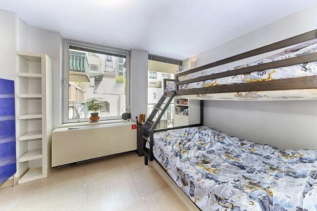 Building Photo - 2 bedroom in NEW YORK NY 10013
