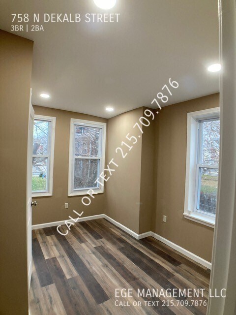 Building Photo - 758 N Dekalb St