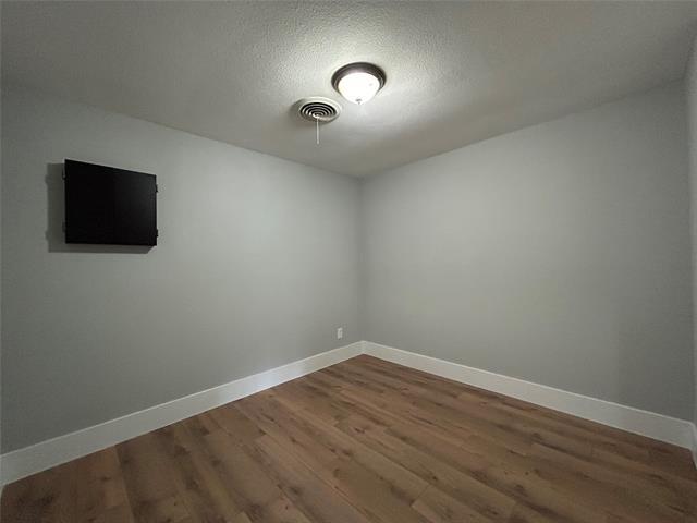 Building Photo - 5556 Mac Arthur Dr