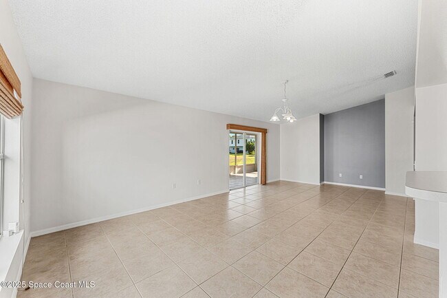 Building Photo - 2390 Savannah Blvd