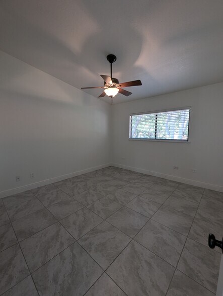 Building Photo - 7536 Fenwick Cove Ln