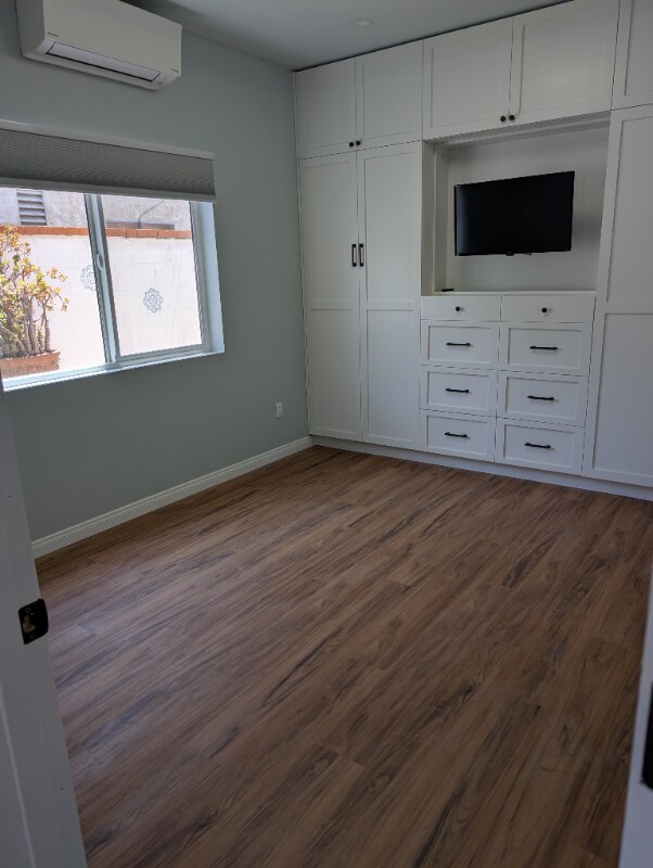 Building Photo - 6719 Rudnick Ave