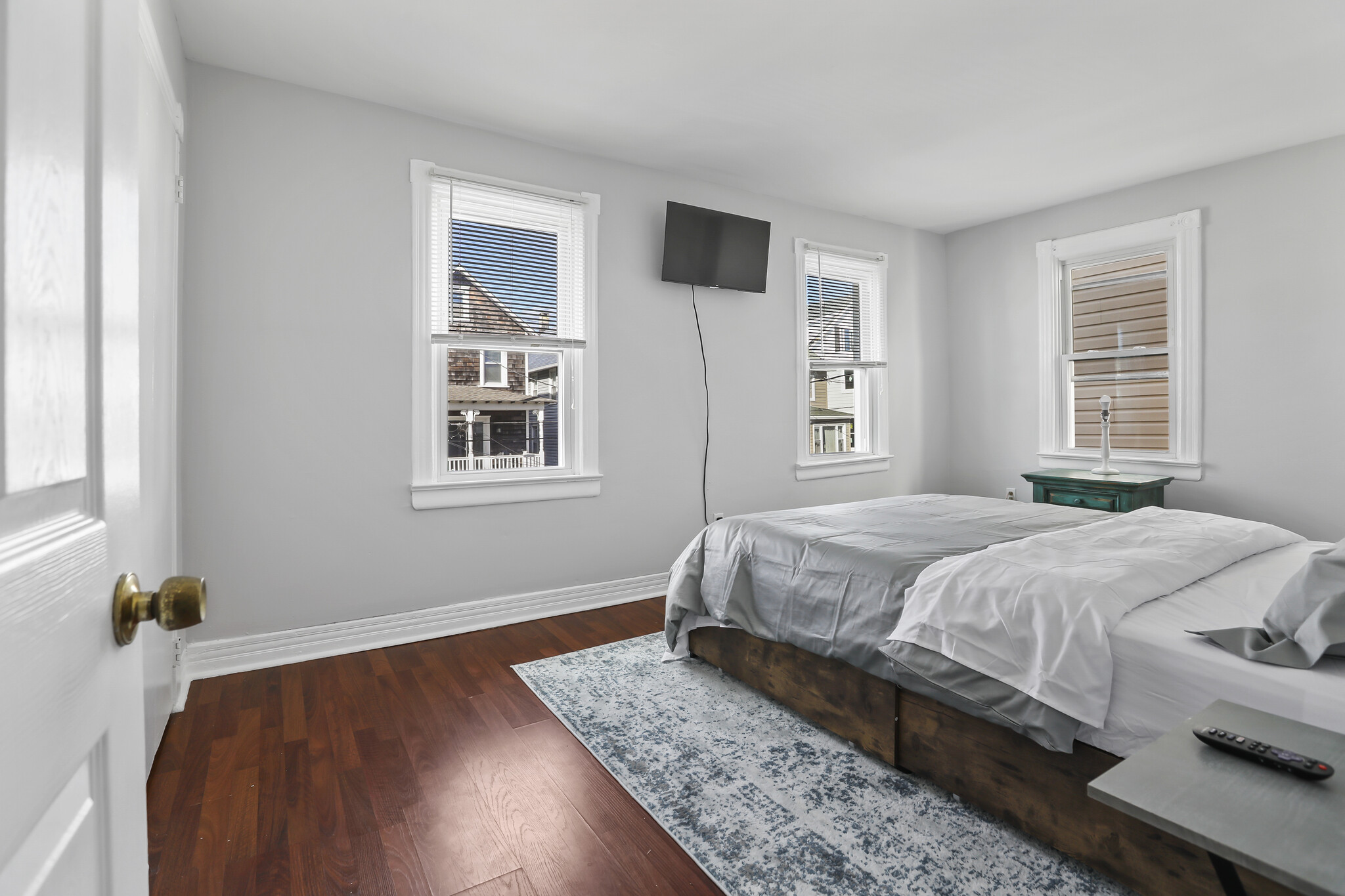 Main Bedroom - 14 Center St
