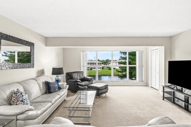 Building Photo - 1521 NW 19th Terrace