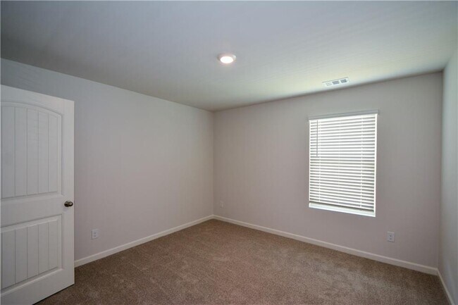 Building Photo - 331 Belmont Dr