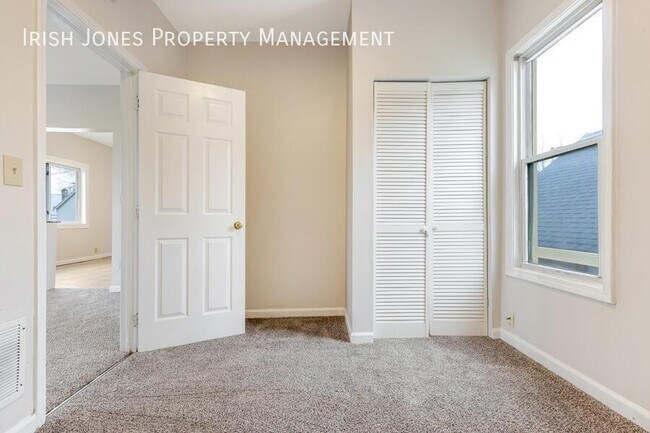 Building Photo - 152 Wildwood Pl