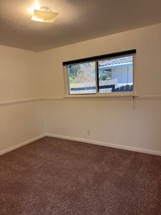 Building Photo - 7389 Newcastle Ln
