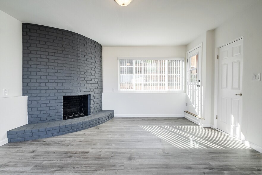 Building Photo - 97 Canyon Dr