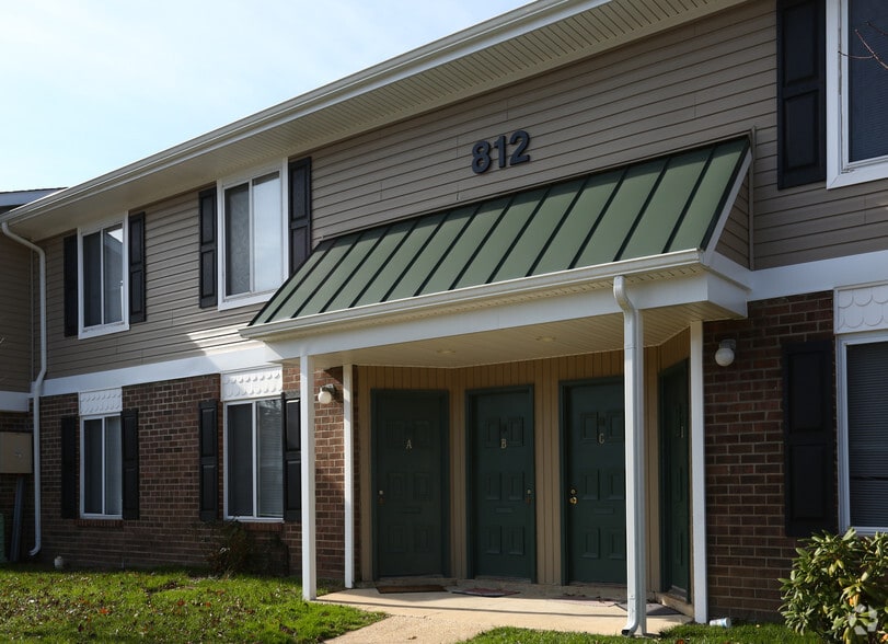 Exterior - Salem Village