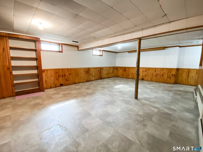 Building Photo - 48 Bagley Rd