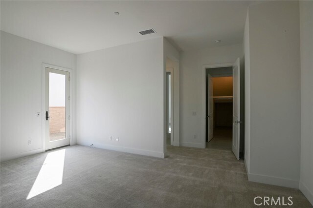 Building Photo - 20552 Edgewood Ct