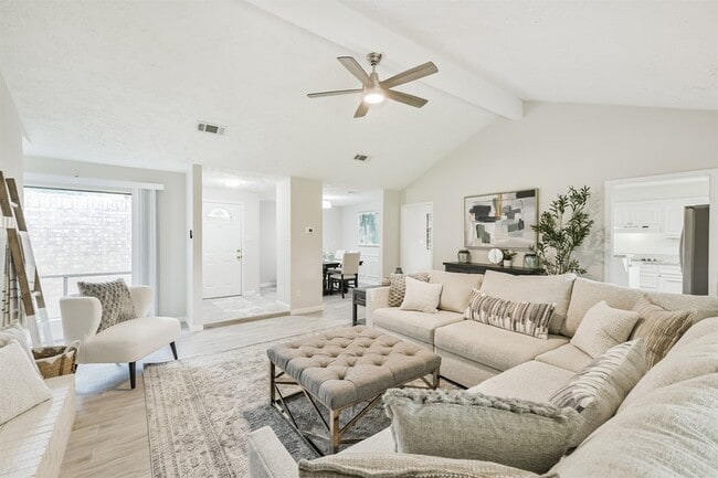 Building Photo - 12415 Pantano Drive