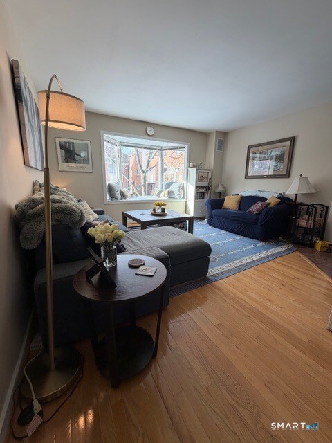 Building Photo - 101 Grove St