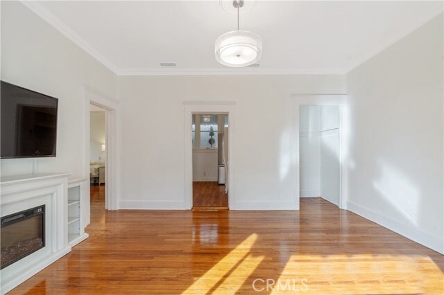 Building Photo - 1325 E Altadena Dr