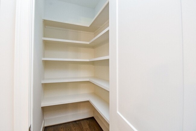 Building Photo - 810 Remington Glade Dr