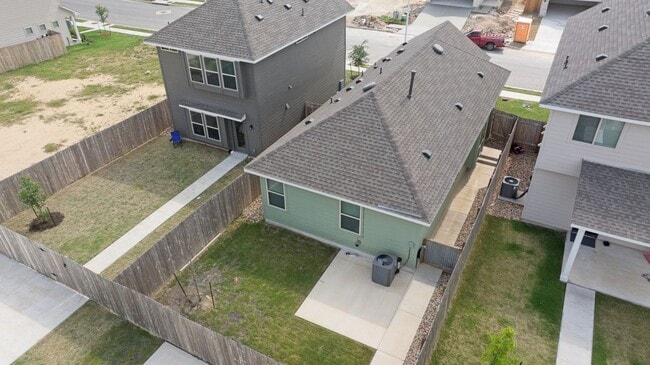 Building Photo - 352 Witchhazel Way