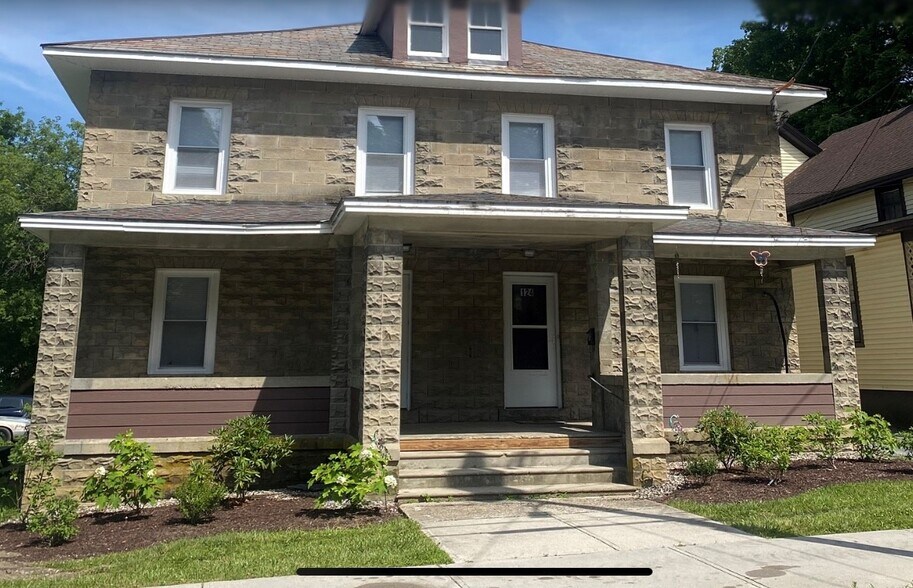 Building Photo - 124 Jefferson Ave