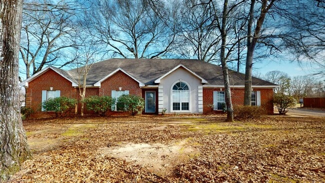 Building Photo - Wonderful 4 bedroom, 3 bath home in Grand Oaks Millbrook