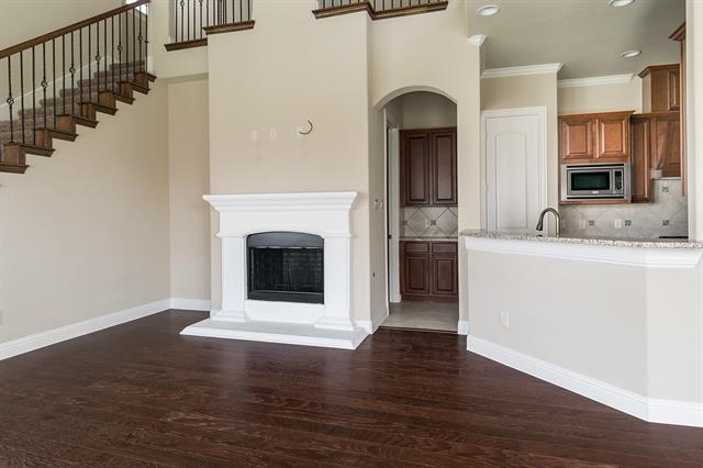 Building Photo - 573 Enfield Dr