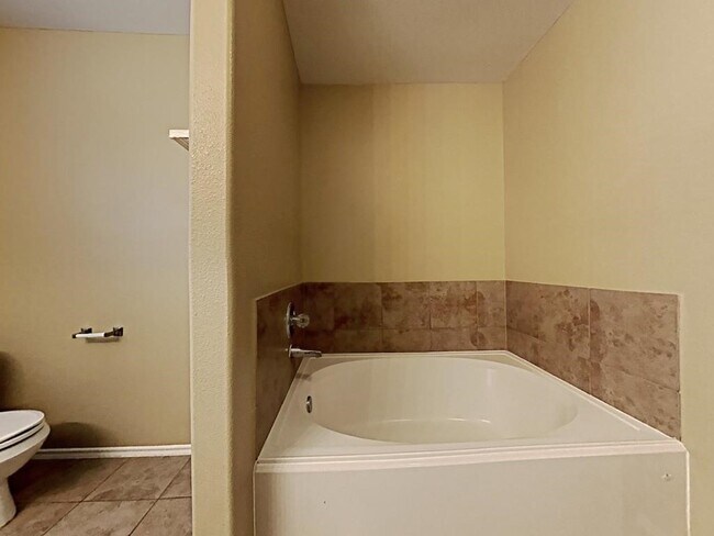 Building Photo - 503 Pine Cluster Ct