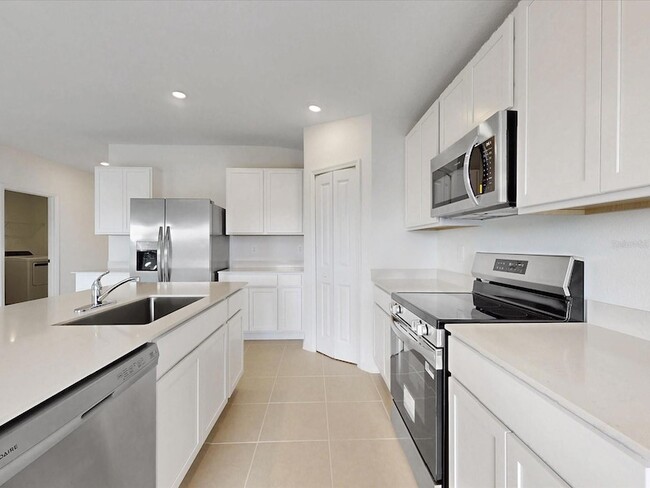 Building Photo - 3493 Chinotto Dr