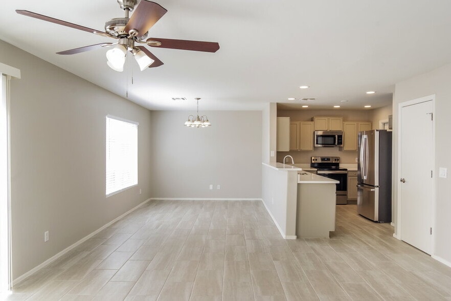 Building Photo - 12221 W Larkspur Rd