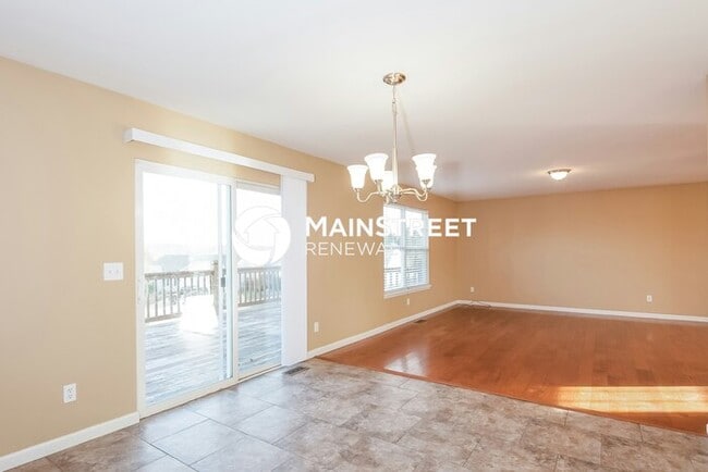Building Photo - 4 Bedroom Pet-Friendly Home in Festus, MO ...