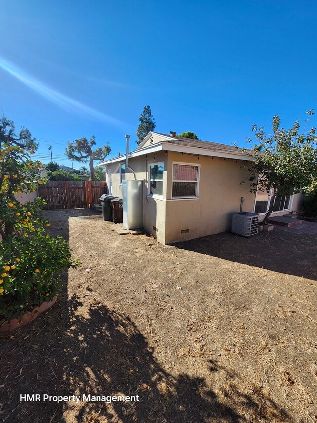 Building Photo - Beautifully Remodeled One-Story Home for Rent