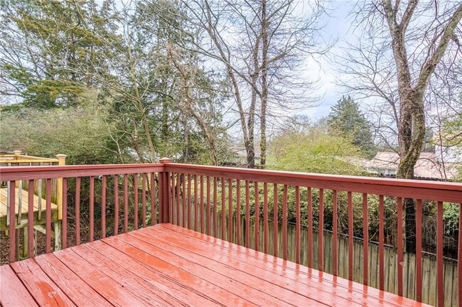 Building Photo - 43 Middlebrook Dr