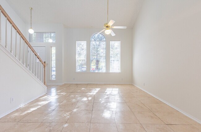Building Photo - 14215 Spotted Cedar