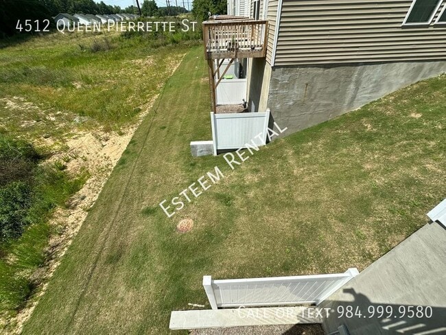 Building Photo - 4512 Queen Pierrette St