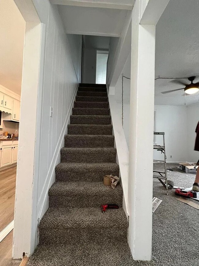 Building Photo - 4 Bedroom 1.5 bath house for rent