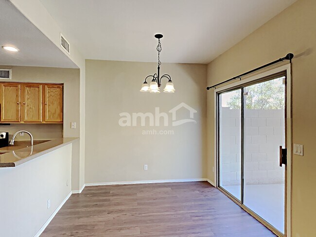 Building Photo - 10008 E Capri Ave