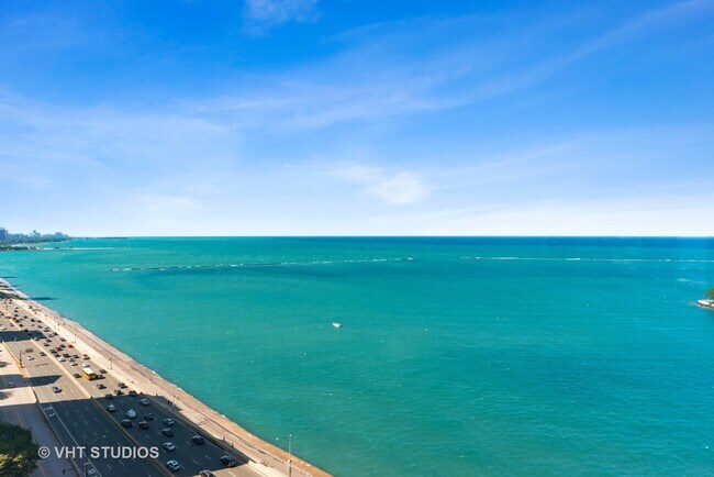 Building Photo - 600 N Lake Shore Dr