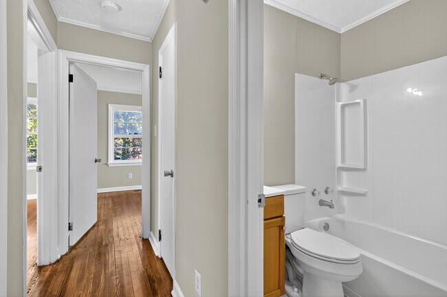 Building Photo - 1311 Beaufort St