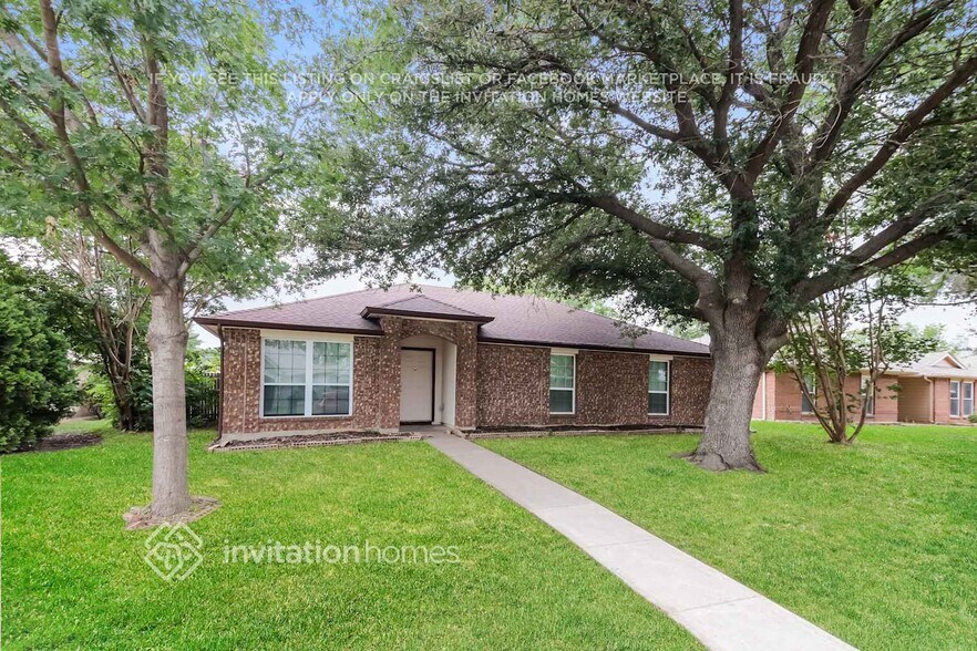 Building Photo - 611 Hanover Dr