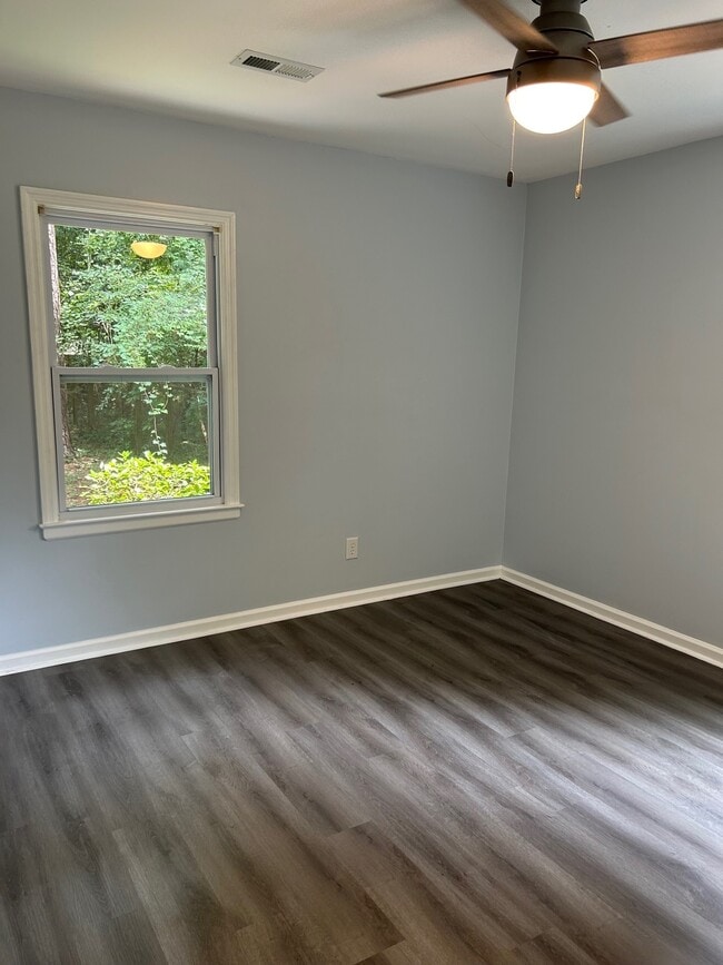 Building Photo - 2319 Boardwalk Ave