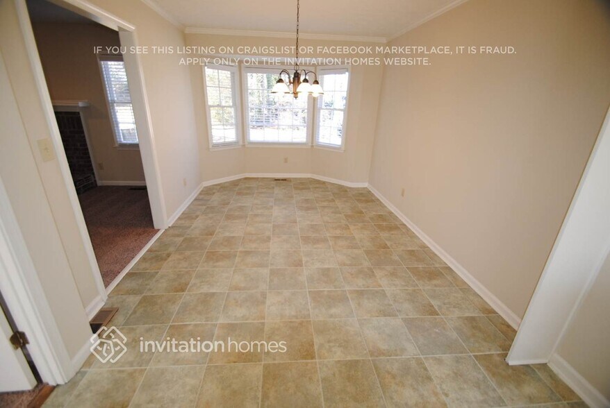Building Photo - 941 David Dr