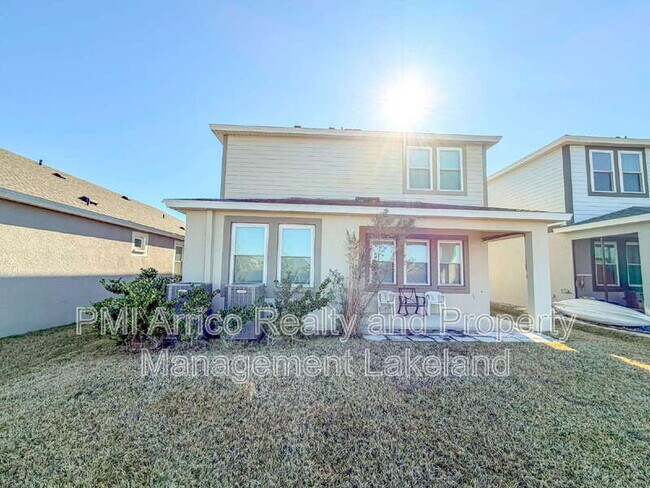 Building Photo - 2573 Village Lakes Blvd