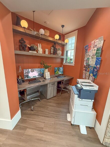 Building Photo - 10367 Banyan Breeze Blvd