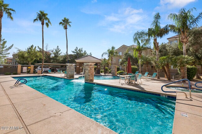 Building Photo - 18416 N Cave Creek Rd