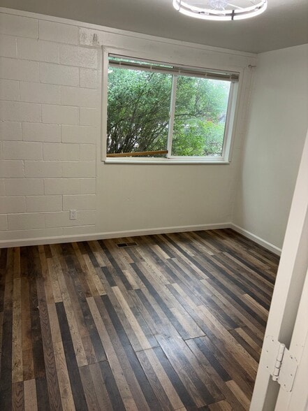 Building Photo - 369 Fairway S