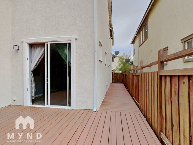 Building Photo - 6627 Sportoletti Dr