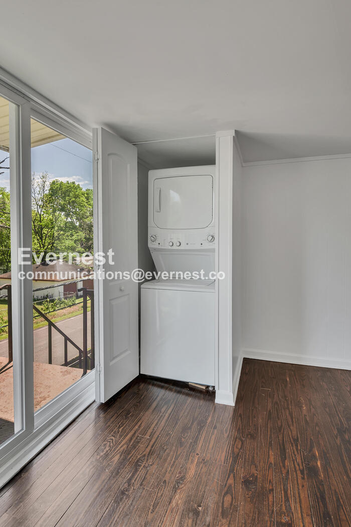 Building Photo - 142 Gordon Terrace