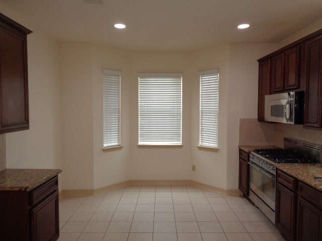 Building Photo - 10332 Stone Gate Dr